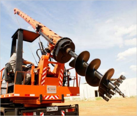 Perfuratriz Hidráulica P-314